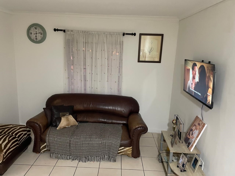 2 Bedroom Property for Sale in Heather Park Western Cape